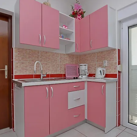 Appartamento With Parking Space Lopar, Rab - 18001 *