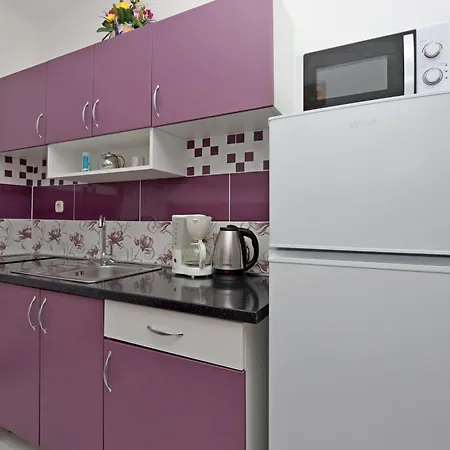 Appartamento With Parking Space Lopar, Rab - 18001