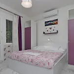 With Parking Space Lopar, Rab - 18001 דירה לופאר