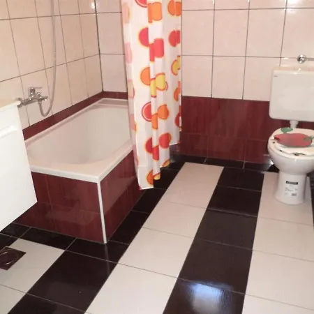 Apartment With A Parking Space Lopar, Rab - 18001