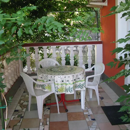 Daire With Parking Space Lopar, Rab - 18001 Lopar
